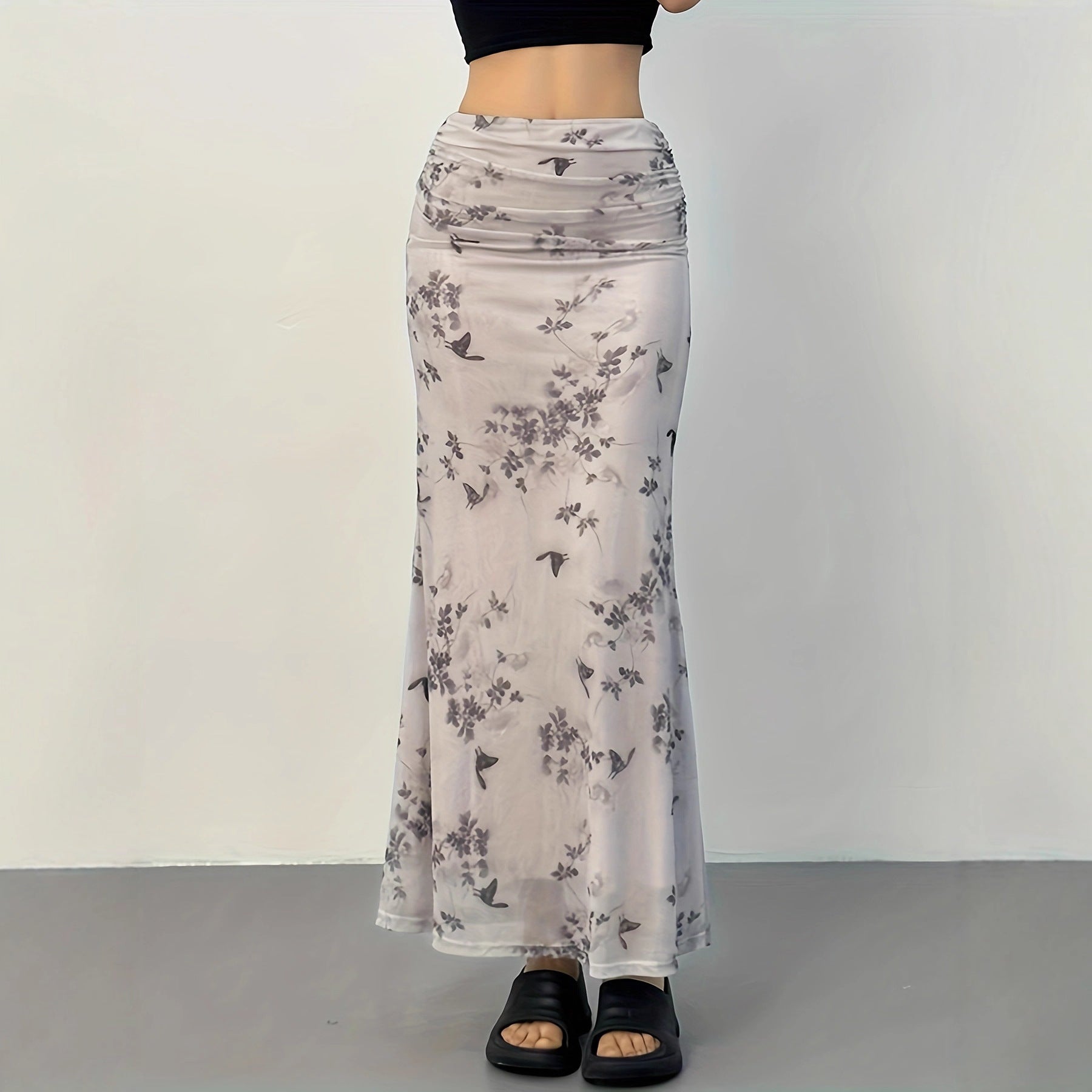 Fashionable Slim-Fit Resort-Style Digital Print Skirt