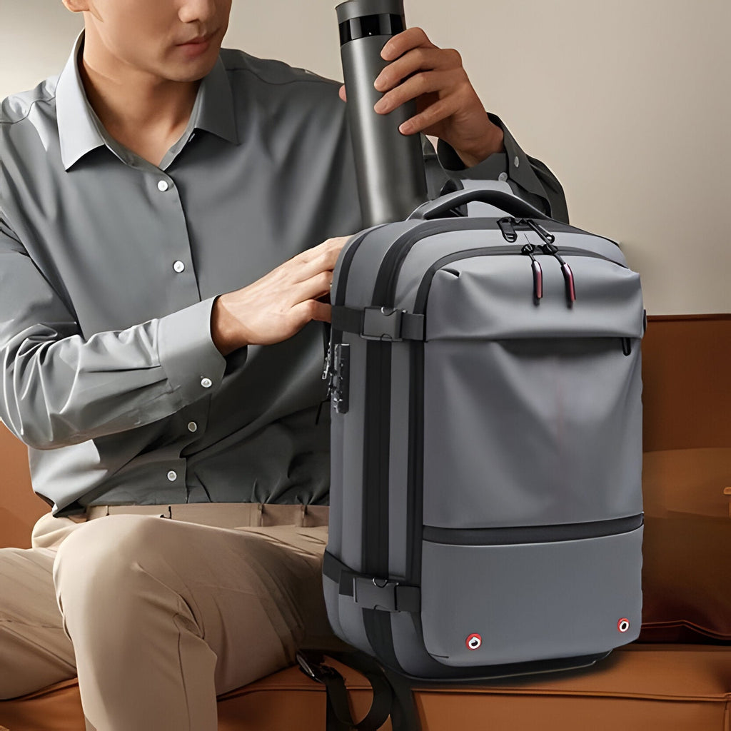 Structured Rucksack with Internal Compression